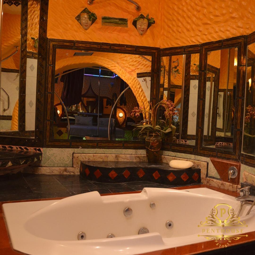 Penthouse Pattaya Hotel Bagian luar foto