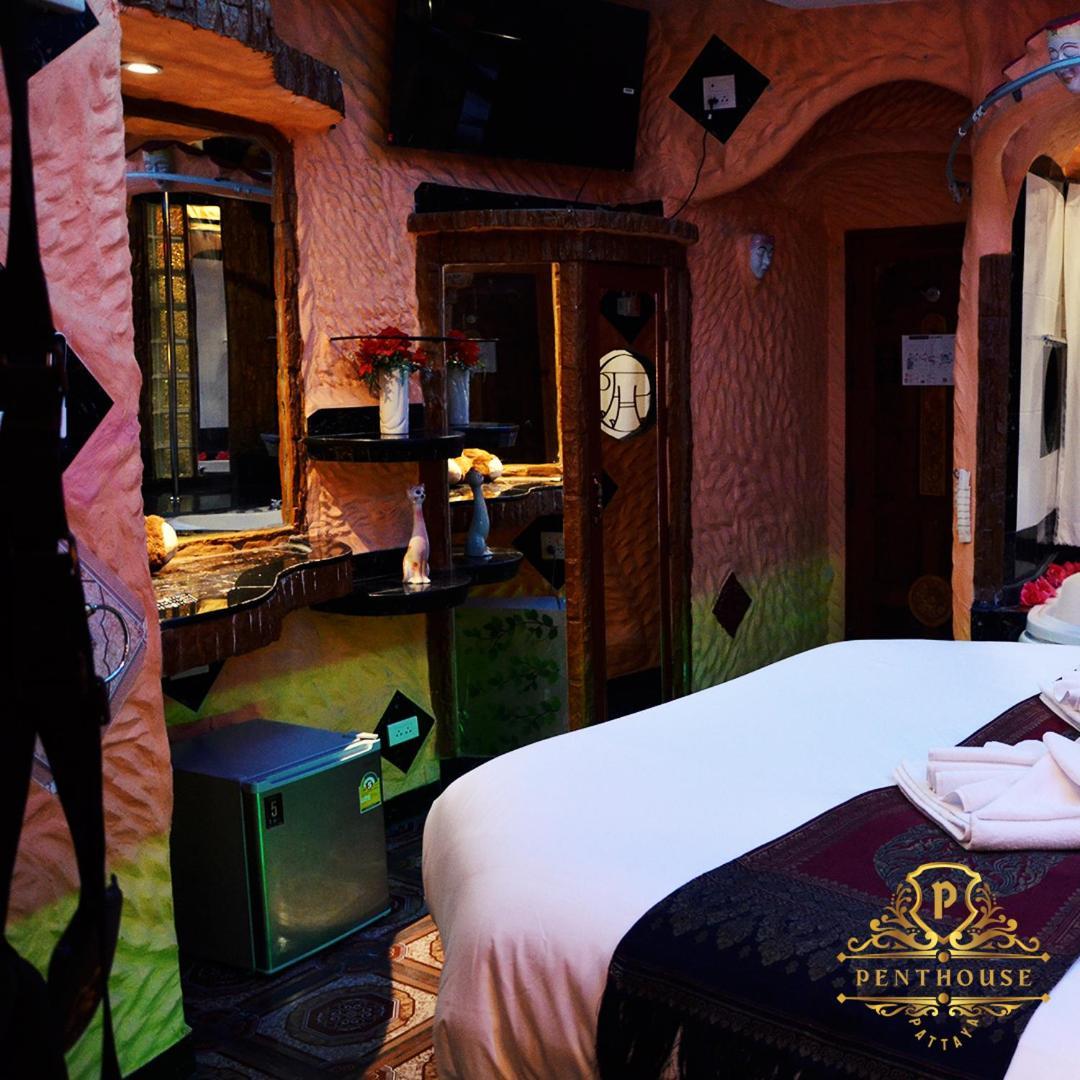 Penthouse Pattaya Hotel Bagian luar foto